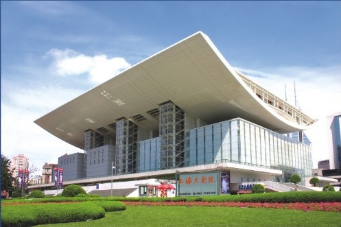 上海大剧院钢屋架提升工程
